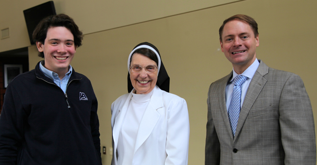 Sister-D-at-Lunch-to-Lead-web